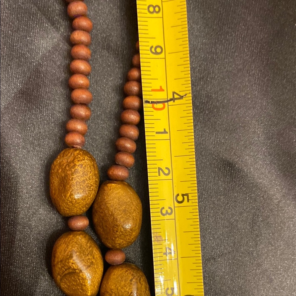 Brooks Brothers Elegant Brown Beaded Necklace - Picture 10 of 15